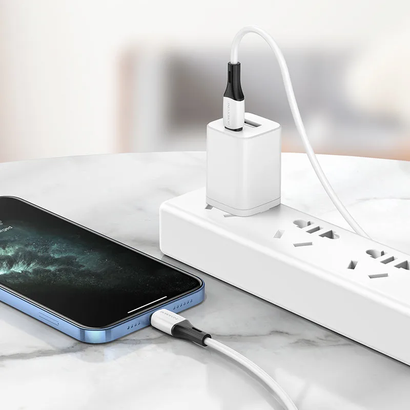 Кабель Type-C - Lightning Borofone BX79 (3A, 20W, PD, оплетка силикон, термостойкий) Белый
